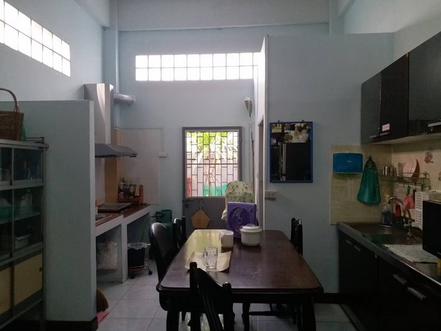 ขายตึก ทานสัมฤทธิ์ ติวานนท์ 38 ใกล้รถไฟฟ้า 2 สาย 12ล.