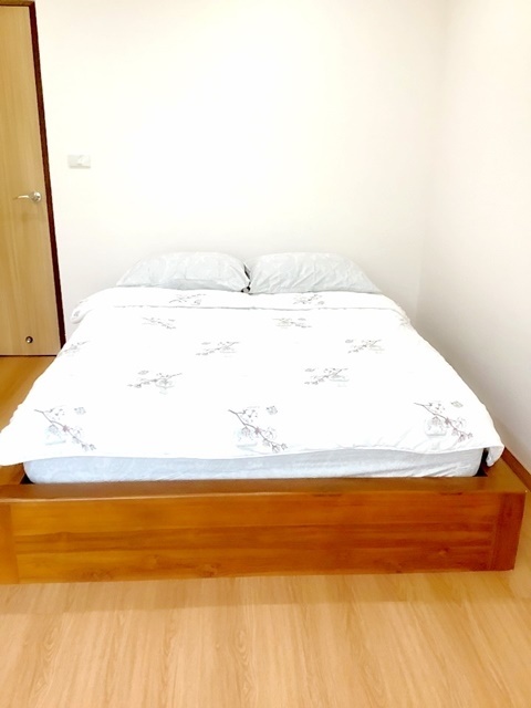 วิทยาลัยบริหารศาสตร์ 57ตรว.ให้เช่า  สาธารณูปโภครร.บ้านเมืองขอน สันทราย บ้านเดี่ยว ครบครัน 150ตรม. 3นอน 2น้ำ 2จอดรถ 3แอร์