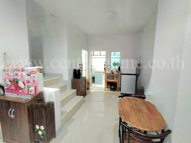 ทาวน์เฮ้าส์ 2 ชั้น แม่สอด จ.ตาก ราคาถูกด่วน ใกล้ สนามบินแม่สอด