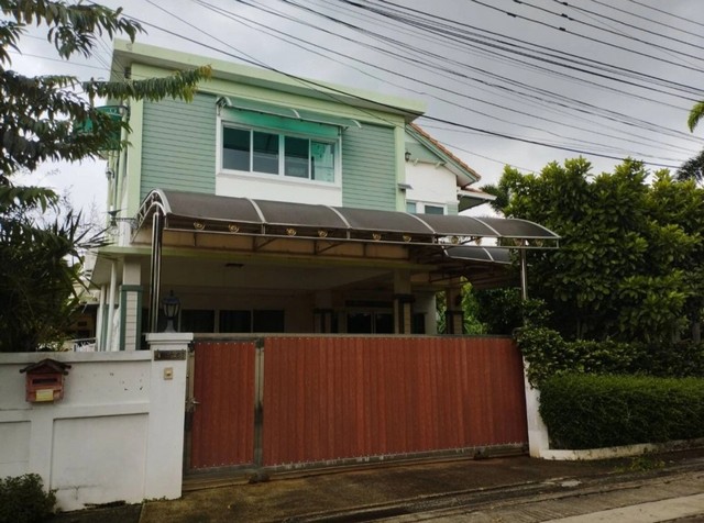 ขายบ้านเดียวสองชั้น หมู่บ้านปรีชาสุวินทวงศ์ ซอยสุวินทวงศ์34 การคมนาคมสะดวก สิ่งอำนวยความสะดวกครบครัน ใกล้สถานีรถไฟฟ้ามีนบุรี ราคา 4,800,000 บาท เนื้อที่ 91 ตารางวามีห้องนอน 4 ห้อง ห้องน้ำ 3 ห้อง ที่จอดรถ 2 คัน อยู่ในหมู่บ้านปรีชาสุวินทวงศ์ ซอยสุวินทวงศ์34 แขวงแสนแสบ เขตมีนบุรี กรุงเทพฯ - การคมนาคมสะดวก- บนทำเลคุณภาพดี บริเวณย่านพื้นที่สีเขียว ท่ามกลางเหล่าธรรมชาติ