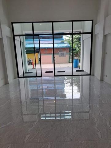 PB3452 ให้เช่าโฮมออฟฟิศสร้างใหม่ 3.5 ชั้น ซอยลาดพร้าว 101 ใกล้ MRT สายสีเหลือง สถานีลาดพร้าว101