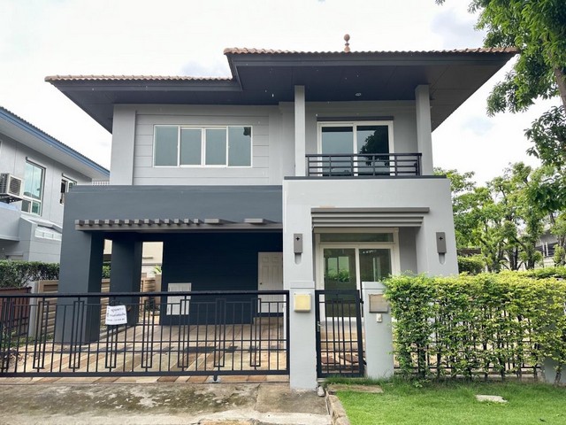 PB3447 ขายบ้านเดี่ยว 2 ชั้น หลังมุม โครงการ บุราสิริ งามวงศ์วาน-ประชาชื่น ใกล้ The Mall งามวงศ์วานติดต่อ คุณบิว 081 252 3279 หรือ 061 619 8565ID line : 061 787 9691ราคาขาย 7,990,000 บาทบ้านเดี่ยว 2 ชั้น หลังมุม บุราสิริ งามวงศ์วาน-ประชาชื่นขนาดที่ดิน 59.3 ตารางวาพื้นที่ใช้สอย 160 ตารางเมตร3 ห้องนอน 3 ห้องน้ำที่จอดรถ 2 คันบ้านรีโนเวทแล้วทั้งหลัง ปูพื้นกระเบื้อง SPC ทั้ง 2 ชั้นเส้นทางคมนาคมถนนประชาชื่นถนนงามวงศ์ว