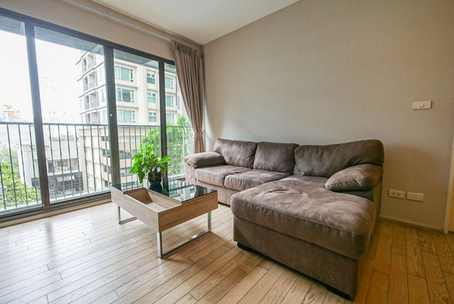 ให้เช่าคอนโด Noble Solo (โนเบิล โซโล) ทองหล่อ (25,000 บาท/เดือน)  คอนโด 1 ห้องนอนเพิ่งปรับปรุงใหม่