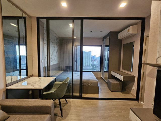 ให้เช่าคอนโด The Politan Rive  ห้องขนาด 24.5 ตรม.บ้านเลขที่ 28/736 ชั้น 23 (2340) ทิศใต้ 