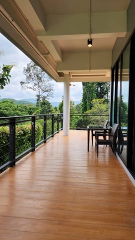 ที่ดินพร้อมบ้านพร้อมกิจการร้านอาหารแอบอิ่มริมธาร เขาใหญ่ ขนาด 2 ไร่ 349 ตร.ว