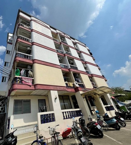 ขายอพาร์ทเม้นท์ 5 ชั้น 45 ห้อง 105 ตรว. ศรีนครินทร์ ซอย 9 ตรงข้ามโรงพยาบาลสมิติเวช ระหว่างรถไฟฟ้าสถานีหัวหมาก กับ ศรีกรีฑา  