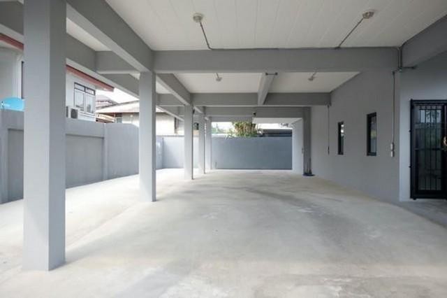 รหัสMAY134ให้เช่าอาคารสำนักงาน 3 ชั้น ย่านพระราม9 ซอย60 อาคารเปล่าไม่มีเฟอร์นิเจอร์ ใกล้ห้างเดอะไนน์พระราม9 ใกล้ทางด่วนศรีรัช