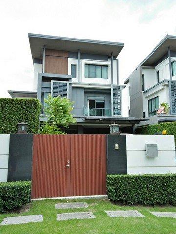 รหัส # FF1643 ขายบ้านเดี่ยว 3 ชั้นหลังมุม 128 ตรว. นาราสิริ ไฮด์อเวย์ Narasiri Hideaway ซอยโยธินพัฒนา 3 ใกล้เลียบด่วน*** ราคาขาย 33 ล้านบาท ค่าโอนค่าภาษีตามตกลง บ้านเดี่ยว 3 ชั้นหลังมุม นาราสิริ ไฮด์อเวย์ Narasiri Hideaway ซอยโยธินพัฒนา 3เนื้อที่ 128 ตารางวา 5 ห้องนอน 6 ห้องน้ำ 1 ห้องแม่บ้าน 1 ห้องซักผ้า จอดรถได้หลายคันสิ่งอำนวยความสะดวก– คลับเฮาส์/ห้องออกกำลังกาย /สระว่ายน้ำ /สนามเด็กเล่น– รปภ., CCTVสถา