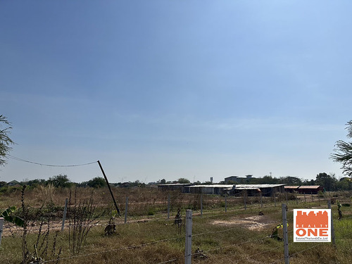 List M5484 , M5485 , M5486 ที่ดินเปล่า(ถมแล้ว) แปลงละ 1 ไร่ 3 งาน 23 ตรว. จำนวน 3  แปลงที่ดิน 2 แปลงติดกัน  1 แปลง อยู่ตรงข้าม ซื้อรวม 3 แปลง ราคาพิเศษสุดๆที่ดินสวยรูปสี่เหลี่ยม เหมาะกับการปลูกสร้างที่อยู่อาศัยที่ดินอยู่ในเมืองอุดร อยู่ในแหล่งชุมชน ใกล้ Big Cมีทางเข้าออกหลายเส้นทางสถานที่ใกล้เคียงBig C อุดรธานี 1การไฟฟ้าส่วนภูมิภาค จังหวัดอุดรธานี 2เมืองอุดร**** ราคาขาย ****M5484,M5485 = 7,900,000 บาท/ แปลง