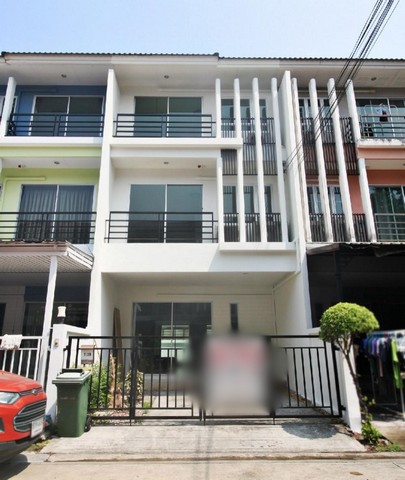 HU3764Town Home For Sale  :  Vista Park Rama 2ขายทาวน์โฮม  :  วิสต้า ปาร์ค พระราม 2ที่ตั้ง :   ถนนพระรามที่ 2 แขวงแสมดำ เขตบางขุนเทียน กรุงเทพมหานคร 10150Sale :  4,190,000 THB AREA   :  20.70  sq.wa - sq.m.TYPE   :  3 Bedroom   3 Bathroom   2 stoeryรายละเอียดทรัพย์ปรับปรุง​ใหม่​ทั้ง​หลัง แถม แอร์, ถังน้ำ, ปั๊มน้ำ, ผ้าม่านกันยูวีสถานที่สำคัญใกล้เคียงเซ็นทรัล พระราม 2บิ๊กซี พระราม 2เดอะ ไบรท์ พระราม 2โรงเรียนนานาชาติเบซิสกรุงเทพโรงพยาบาลนครธนพิกัดทรัพย์ : 