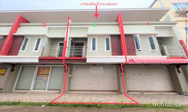 รายละเอียดเพิ่มเติม Code ID : PKK04-04731  ราคาขาย 1,750,000  บาท- ขนาดพื้นที่ :   13.60 ตร.ว.- พื้นที่ใช้สอย :  96.00 ตร.ม. - จำนวนห้อง :  2 ห้องอน 2 ห้องน้ำ  - ที่จอดรถ :    1   คัน- บ้านหันทางทิศ : ตะวันออกเฉียงใต้  พิกัดทรัพย์ : https://maps.app.goo.gl/A7w6ehp9Y1psZbJTA    สถานที่ใกล้เคียง- ใกล้โลตัส โกเฟรช ราชภัฎสุราษฎร์ธานี- ใกล้ร้านSHOPรวย  - ใกล้แก้วมินิมาร์ท  - ใกล้โรงพยาบาลส่งเสริมสุขภาพตำบลนิคมสร้างตนเองขุนทะเลสอบถามเพิ่มเติม/นั