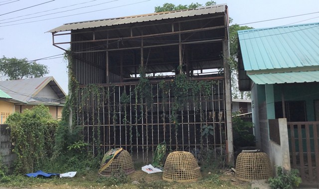 รายละเอียดเพิ่มเติมCode ID :    PKK02-14081ราคาขาย      2,182,000 บาท- ขนาดพื้นที่ :  143 ตร.ว (1 งาน / 43 ตร.ว) - พื้นที่ใช้สอย :    63 ตร.ม- จำนวนห้อง :  2 ห้องนอน 1 ห้องน้ำ - จอดรถ :       1-2 คัน- บ้านเดี่ยว   :   1 ชั้น- บ้านเดี่ยวหันทางทิศ :- อายุอาคาร :   11 ปีพิกัดทรัพย์ :    https://maps.app.goo.gl/C8XnXtg88iM7Q9ux6สถานที่ใกล้เคียง- ใกล้โลตัส ธาตุพนม - ใกล้มินิบิ๊กซี ธาตุพนม นครพนม- ใกล้โลตัส โก เฟรช ธาตุพนม นครพนม - ใกล้มินิบิ๊กซี สาขาโรงพยาบาลธาตุ