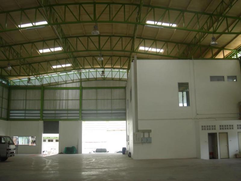 BST539 ให้เช่าโกดังคลังสินค้า เขตลาดกระบัง  ขนาด 800 ตารางเมตร พร้อมสำนักงาน ใกล้ห้างพาซิโอลาดกระบังถ.ลาดกระบัง