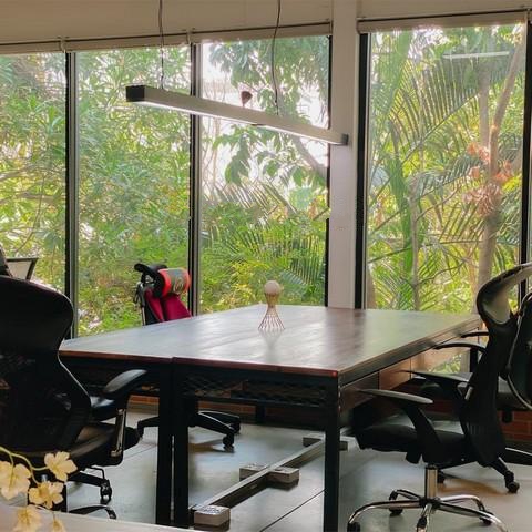 C3936 ให้เช่าพื้นที่สำนักงาน 82 ตรม. ชั้น 2 อาคาร G Village BKK ลาดพร้าว 18 ตกแต่งครบ พร้อมเฟอร์นิเจอร์ ใกล้MRTลาดพร้าวพื้นที่ 82 ตารางเมตร ชั้น 2สนใจนัดชมติดต่อ รหัสประกาศC3936คุณเฟลม  0638956397ID line : 0638956397: https://line.me/ti/p/LTVhEi9gAFC3936 ให้เช่าพื้นที่สำนักงาน 82 ตรม. ชั้น 2 อาคาร G Village BKK ลาดพร้าว 18 ตกแต่งครบ พร้อมเฟอร์นิเจอร์ ใกล้MRTลาดพร้าวออฟฟิศให้เช่า ลาดพร้าว 18 Creative Function Space Available for Rentจี วิลเลจ แบงกอก เปิดพื้นที่ G LAB ให้เ