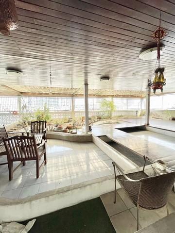 C3934 ขายด่วนอาคารพาณิชย์ 6 ชั้น 4 คูหา ริมถนนเจริญรัถ ตรงข้ามไอคอนสยาม เนื้อที่ 100 ตรว พื้นที่ใช้สอย 2400 ตรม ห้องน้ำ 8 ห้อง หน้ากว้าง 16 เมตร ลึก 25 เมตรสนใจนัดชมติดต่อ รหัสประกาศC3934คุณเฟลม  0638956397ID line : 0638956397: https://line.me/ti/p/LTVhEi9gAFC3934 ขายด่วนอาคารพาณิชย์ 6 ชั้น 4 คูหา ริมถนนเจริญรัถ ตรงข้ามไอคอนสยาม รายละเอียด::อาคารพาณิชย์ 6 ชั้น 4 ห้องติดกันหน้ากว้าง 16 เมตร ลึก 25 เมตรที่ดินขนาด 100 ตรวพื้นที่ใช้