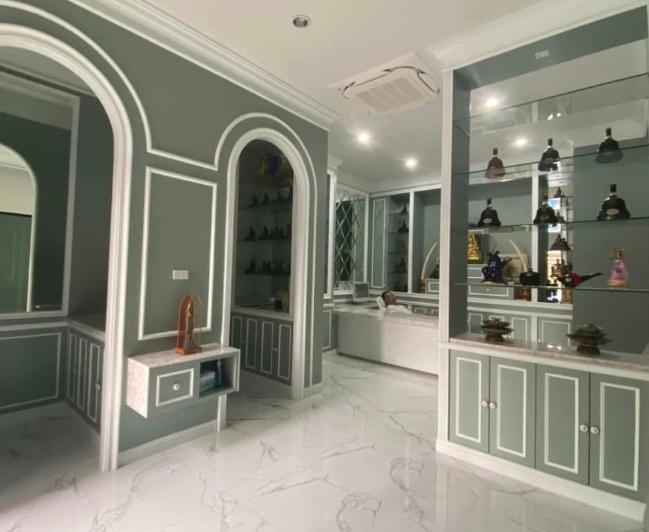 C3914 ขายบ้านเดี่ยว 2 ชั้น โครงการซีรีน กัลปพฤกษ์ สาทร ถนนกัลปพฤกษ์ ใกล้เซ็นทรัลพระราม 2เนื้อที่ 70 ตารางวา 2 ชั้น พื้นที่ใช้สอย 255 ตารางเมตร 4 ห้องนอน 4 ห้องน้ำ 2 ที่จอดรถ  1 ห้องแม่บ้านและห้องน้ำสนใจนัดชมติดต่อ รหัสประกาศC3914 คุณเฟลม  0638956397ID line : 0638956397: https://line.me/ti/p/LTVhEi9gAFC3914 ขายบ้านเดี่ยว 2 ชั้น โครงการซีรีน กัลปพฤกษ์ สาทร ถนนกัลปพฤกษ์ ใกล้เซ็นทรัลพระราม 2พร้อมเฟอร์นิเจอร์บิ้วอิน + เครื่