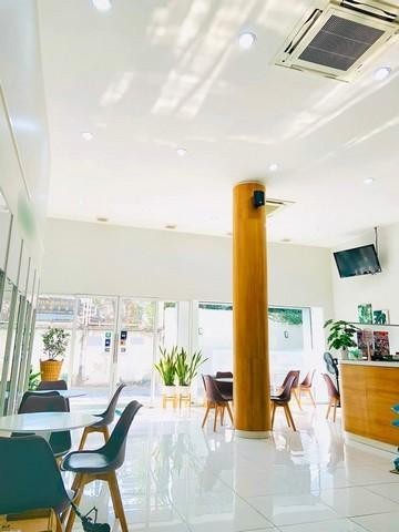 PB3465 ขายอาคารพาณิชย์ 2 คูหา ถนนพระราม 4 ติดสวนเพลินมาเก็ต ตรงข้ามช่อง 3 เหมาะสำหรับทำoffice , ทำโฮสเทล