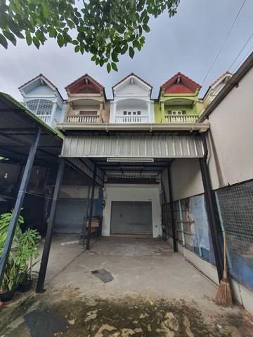 ให้เช่าอาคาพาณิชย์ 3ชั้น 2 หลัง เนื้อที่ 24 ตารางวา และ 27 ตารางวา ทำเลดีทำการค้าได้ ริมถนนหนามแดง-บางพลี สมุทรปราการ