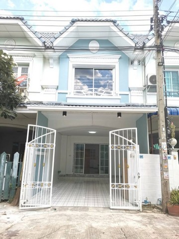 #หมู่บ้านมนวดีเอ็กซ์คลูซีฟ ทาวน์เฮ้าส์  ถ.กาญจนาภิเษก ตำบลบางรักพัฒนา อำเภอบางบัวทอง จังหวัดนนทบุรี 11110-เนื้อที่ 16 ตรว.-3 ห้องนอน​  -2 ห้องน้ำ​-1 ห้องครัว -1 ที่จอดรถในบ้านราคาขาย 1,790,000 บาท - สิ่งอำนวยความสะดวกภายในโครงการ ได้แก่ สนามเด็กเล่น , สวนสาธารณะ- มีร้านค้า , ร้านอาหาร , ร้านเสริมสวย , ร้านซักรีด , Minimart - ใกล้ร้านสะดวกซื้อ 7-11, อยู่ในแหล่งชุมชนสามารถค้าขายได้- โครงการต