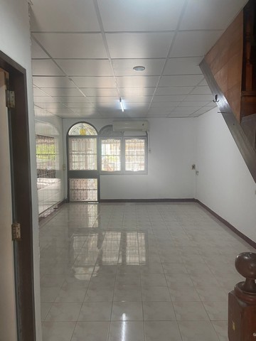 ขาย ทาวน์เฮ้าส์ 2 ชั้น หมู่บ้านอัมรินทร์ 3 ผัง 3 สายไหม ตรงข้าม ตลาด เอ.ซี ใกล้สนามบินดอนเมือง