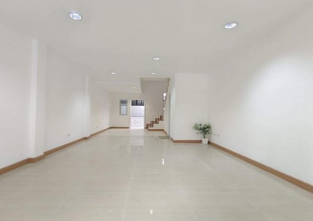 C3969 ขายทาวน์โฮม 3 ชั้น หมู่บ้านสนารา วิภาวดีรังสิต27 รีโนเวทใหม่ ใกล้ศูนย์ราชการแจ้งวัฒนะ