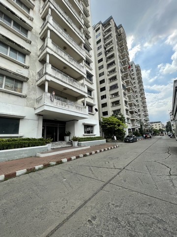 ขายด่วนห้องชุด ริเวอร์ปาร์คคอนโด ชั้น2 อาคาร เอ ตำบล คูคต อำเภอ ลำลูกกา จังหวัดปทุมธานีขนาดพื้นที่ 59 ตรม นอน1น้ำ 1 ครัว 1 ห้องรับเเขกราคาตั้งขาย 1,490,000พิกัดที่ตั้งพหลโยธิน ตำบล คูคต อำเภอ ลำลูกกา จังหวัดปทุมธานีใกล้ ห้างเซียร์รังสิตห้างฟิวเจอร์รังสิตสนใจโทรติดต่อ พร้อมบริการ ปรึกษาด้านจัดสินเชื่อติดต่อ 0853228992