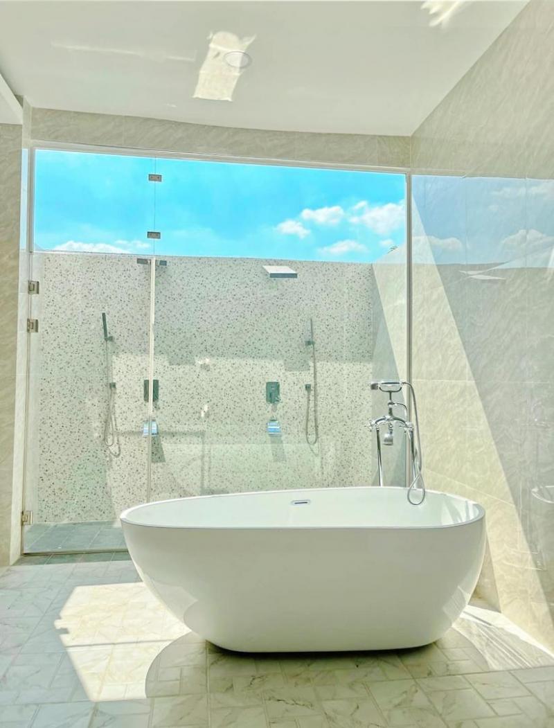 ให้เช่าบ้านเดี่ยว 3 ชั้น ถนนราชพฤกษ์ พร้อมสระว่ายน้ำส่วนตัว ระบบ Smart Home ทั้งหลัง ใกล้วงเวียนพระราม 5