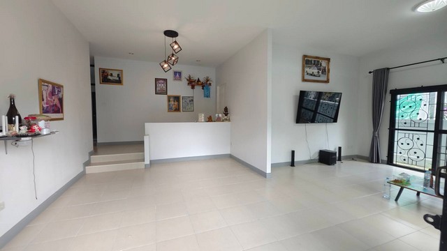 ขายบ้านเดี่ยวชั้นเดียวอำเภอเมืองชลบุรี  ตำบลแสนสุข อำเภอเมือง ชลบุรี  60 ตารางวา 3 นอน 2 น้ำ ทำเลดีใกล้ถนนข้าวหลาม ใกล้เลี่ยงเมืองหนองมน