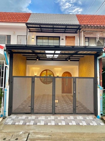 บ้านใกล้รถไฟฟ้า สไตล์มินิมอล หมู่บ้านพระปิ่น3 ขนาด 17 ตรว.