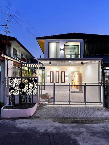 รหัสทรัพย์ Rs-M A002260หมู่บ้าน​พระปิ่น​ 4 เพชรเกษม​ 81​ ถนนบางบอน​ 5 เขตหนองแขม​ กทม.​ รายละเอียด-หน้าบ้านหันทางทิศ​เหนือ-3 ห้อง​นอน-2 ห้อง​นํ้า-เนื้อที่ 25.5 ตรว.-1 ที่จอดรถฟรีฉีดปลวก​ 1​ ปีฟรี​ปั้ม​นํ้า​+แท๊ง​ค์​นํ้าฟรีโอนฟรีจดจำนองโครงการติดถนน บางบอน5 เพชรเกษม81 เข้าออกได้ทั้งทาง เพชรเกษม เอกชัย พระราม2 ใกล้ ห้างบิ๊กซีเพชรเกษม โลตัสเอ็กซ์เพลส โฮมโปร เดอะมอลล์บางแค รพ.เ