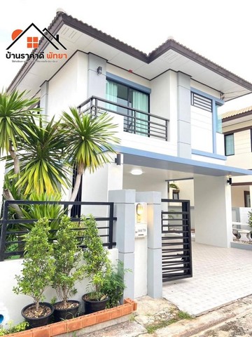 ขายด่วน บ้านเดี่ยว 2 ชั้น  หมู่บ้านฟ้ากรีนเนอร์รี่ นาเกลือรหัสTTR 1463บ้านทำเลดี เข้าซอยไม่ลึก สะดวกสบาย และใกล้สวนเด็กเล่นของโครงการ   ขนาด 38 ตารางวา มีการต่อเติมหลังบ้าน  เรียบร้อย บ้านตกแต่งทาสีใหม่ทั้งหลัง3 ห้องนอน 2 ห้องน้ำ 1 ห้องครัว จอดรถในบ้านได้ 2 คันจอดหน้าบ้านได้ 1คันมีมุมนั่งเล่นชิลๆข้างบ้าน  มีความเป็นส่วนตัว  มีสนามหญ้า  หน้าบ้าน มีโต้ะหินอ่อน หน้าบ้