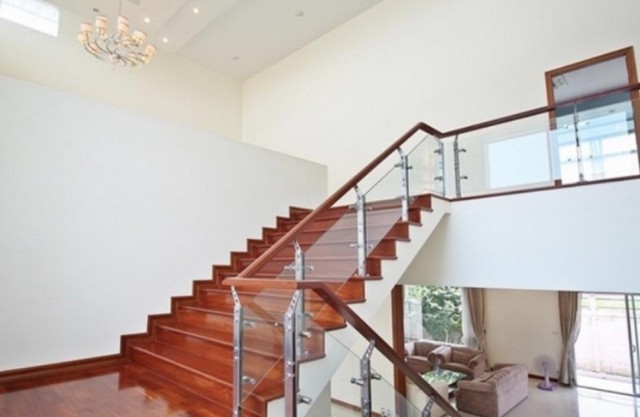 ขายบ้านเดี่ยวหลังใหญ่ หมู่บ้านปัญญารามอินทรา P5 เนื้อที่ 721 ตรว  ใกล้ซาฟารีเวิล์ด