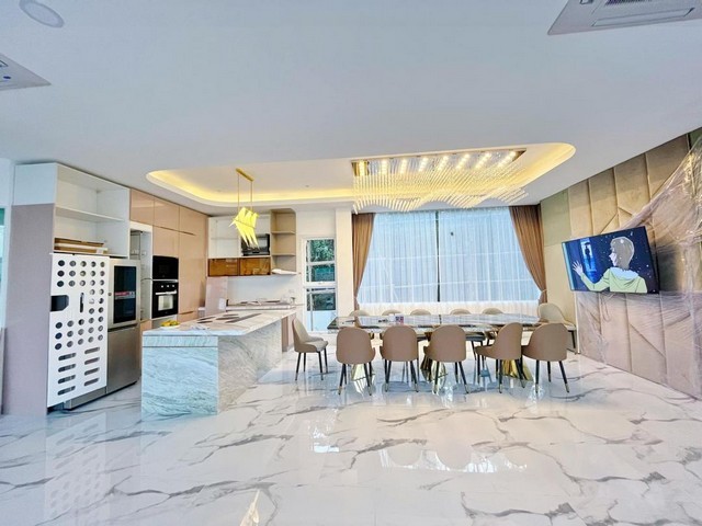 PT12 ขาย ให้เช่า บ้านเดี่ยว สร้างเอง บนถนนราชพฤกษ์ ใกล้วงเวียนพระราม5 พร้อมสระว่ายน้ำ l ส่วนตัว Smart Home ทั้งหลัง บางกรวย นนทบุรีตอนนี้ติดสัญญาเช่าถึงสิ้นเดือนมีนาคม67-พร้อมรับลูกค้าเช่า ตั้งแต่เมษายน67*** ราคาขายเพียง 35,000,000 บาทเท่านั้น*** ราคาเช่า 250,000 บาท/เดือน (พร้อมเช่า เมย 67)ติดต่อ คุณช่อผกา 0616198565 LINE 0616198565บ้านเดี่ยว 3 ชั้น ถนนราชพฤกษ์ ใกล้วงเวียนพระราม5- สร้างบนเนื้อที่ 200 ตรว.-