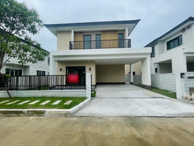 AP10107,890,000 Bath ขายบ้านเดี่ยวโครงการ : หมู่บ้านเซนโทร อ่อนนุช-สุวรรณภูมิที่ตั้งทรัพย์  ซอยกิ่งแก้ว 37 ตำบลราชาเทวะ อำเภอบางพลี สมุทรปราการ 10540พื้นที่ 50.40 ตร.ว.3 ห้องนอน 3 ห้องน้ำ จอดรถ 2 คันจุดเด่นทรัพย์บ้านเดี่ยว 2 ชั้น พื้นที่ใช้สอย 175 ตร.ม.พร้อมตกแต่งบิ้วอิน Minimal Style ทั้งหลังและเครื่องใช้ไฟฟ้าใหม่ทั้งหมดบ้านตกแต่งเสร็จประมาณ 6 เดือนสถานที่สำคัญใกล้เคียงโรบินสัน ลาดกระบัง, 