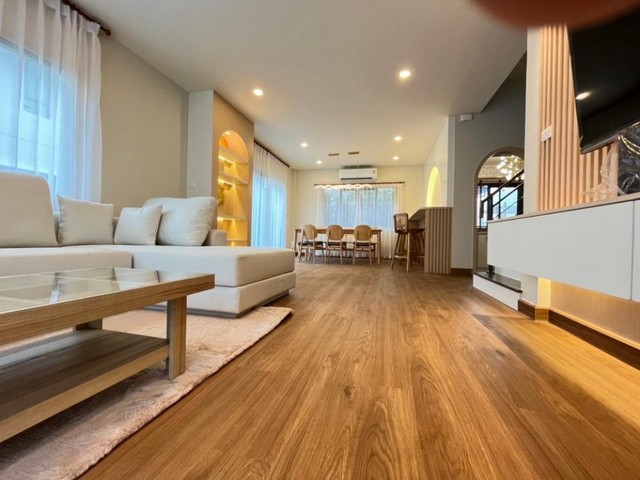 ขายบ้านเดี่ยวโครงการ : หมู่บ้านเซนโทร อ่อนนุช-สุวรรณภูมิ สมุทรปราการ