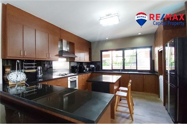 บ้านสวย 3 ห้องนอนพร้อมสระว่ายน้ำ