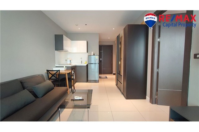 ขายสัตว์เลี้ยงหนึ่งห้องนอนในทำเลดีเยี่ยมที่เดอะพอยต์พระตำหนักพัทยา1 ห้องนอน,1 ห้องน้ำ,43 ตร.ม. ,ชั้น 5วิวทะเลบางส่วนเฟอร์นิเจอร์ครบค่าโอนและภาษีทั้งหมด 50/50สถานที่ตั้ง : เขาพระตำหนักสิ่งอำนวยความสะดวก : สระว่ายน้ำ ฟิตเนส ที่จอดรถ และเจ้าหน้าที่รักษาความปลอดภัย 24 ชม.                           