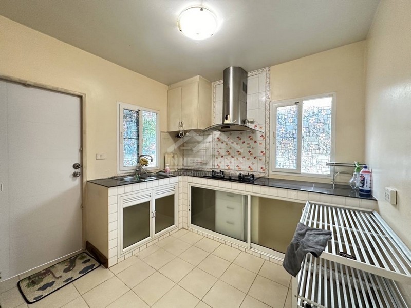 พฤกษาวิลเลจ 11 รัตนธิเบศร์-ราชพฤกษ์ (ซอยท่าอิฐ) ใกล้รถไฟฟ้าสายสีม่วง “สถานีบางรักน้อยท่าอิฐ”