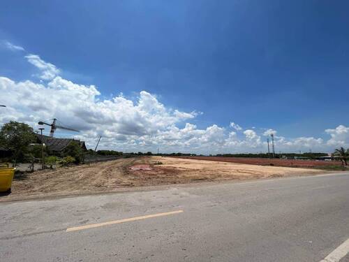 ขาย/เช่า ที่ดิน 5 ไร่ 41 ตารางวา ถมแล้ว ติดถนนสาธารณะ 2 ด้าน เข้าออกได้หลายเส้นทาง