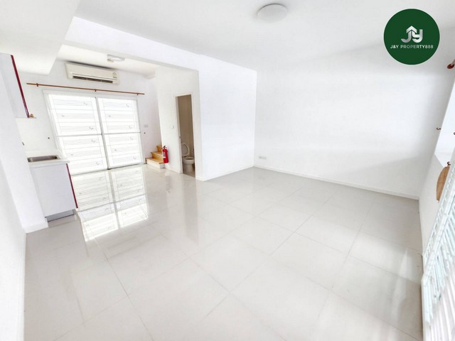 Indy บางนา ซ.เอแบค บางนา ถ.บางนา-ตราด กม. 26 ต.บางบ่อ อ.บางบ่อ จ.สมุทรปราการ