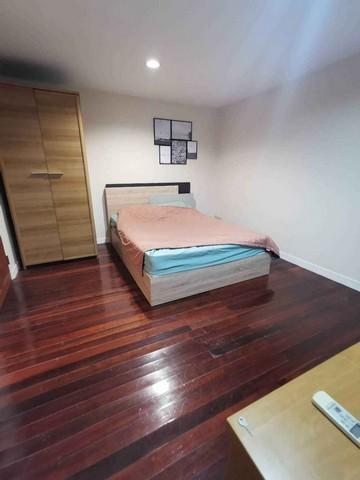 ให้เช่าทาวน์โฮม 4 ชั้น  ซ.วิภาวดี 20 หมู่บ้านบุษราคัมเพลส พื้นที่ใช้สอย 300 ตารางเมตร 5 ห้องนอน 5 ห้องน้ำ ที่จอดรถ 2-3 คัน เหมาะทำออฟฟิศ