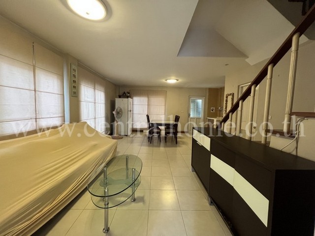 ทาวน์โฮม คาซ่า ซิตี้ ลาดพร้าว ประดิษฐ์มนูธรรม หลังมุม ใกล้ เซ็นทรัลอีสต์วิลล์