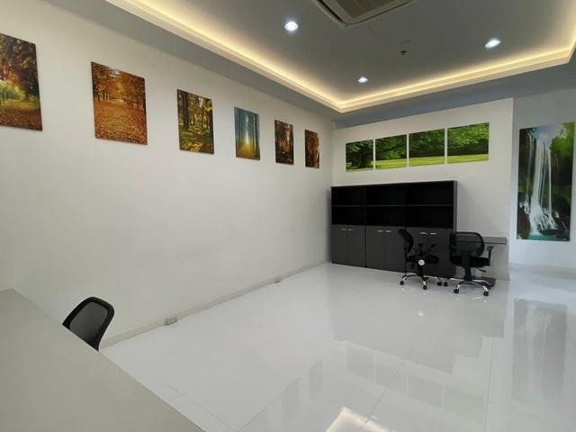 POR3488 ให้เช่า ขายสำนักงาน 68.85 ตรม. ชั้น 1 อาคารสาธรเฮ้าส์ ติด BTS สุรศักดิ์ (สาทรเหนือ) พร้อมเฟอร์นิเจอร์ ถนนสาทรเหนือ  เขตบางรัก