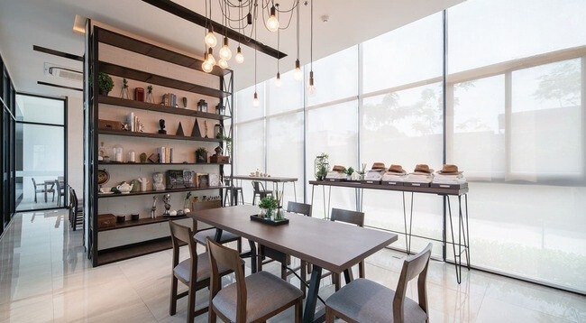 ขายคอนโด 39.90 ตรม. ชั้น 10 Nothing Hill สุขุมวิท แพรกษา สุขุมวิท 105