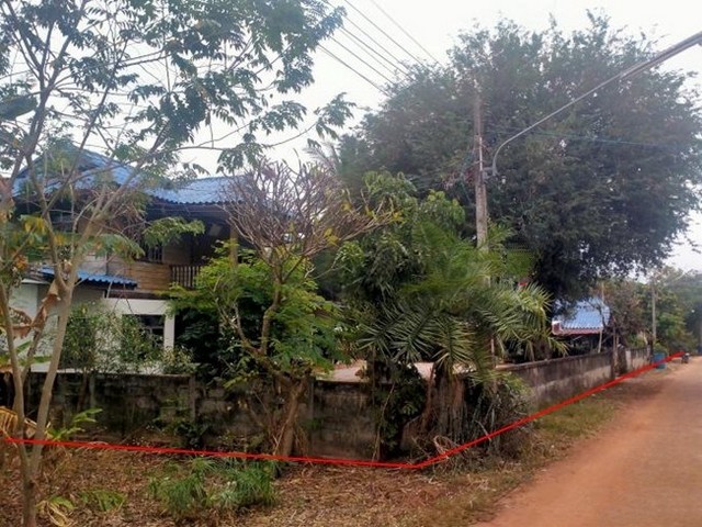 ขายบ้านครึ่งตึกครึ่งไม้  อำเภอศรีธาตุ อุดรธานี (PKK02-06948)