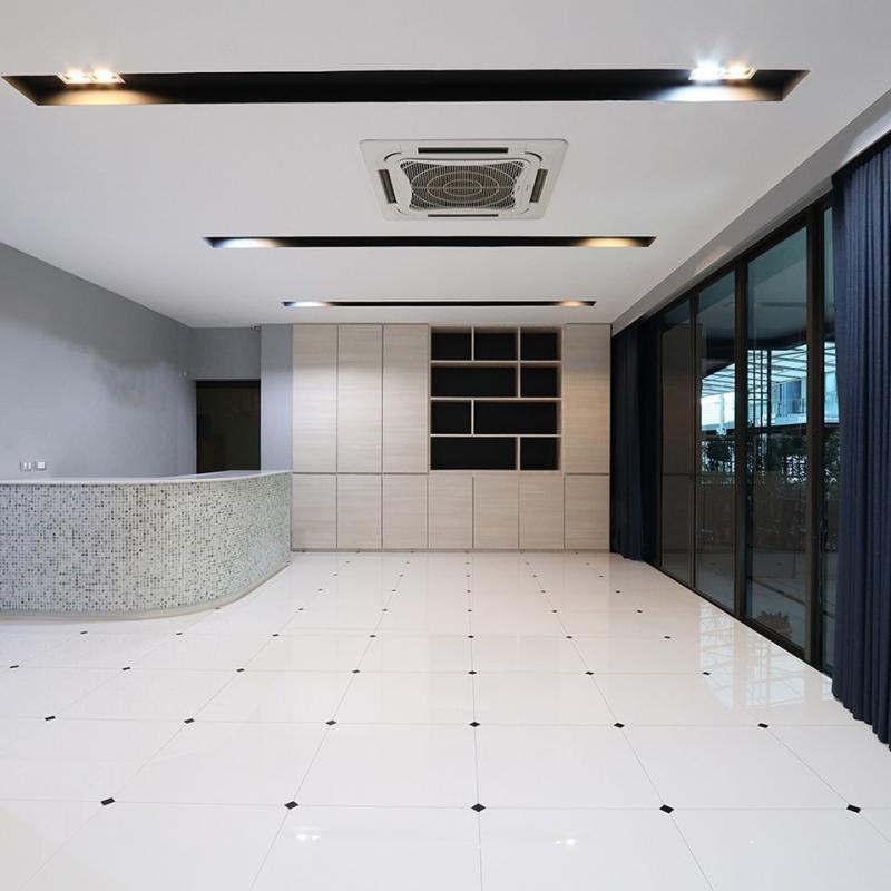 ขายโฮมออฟฟิศ4ชั้นพร้อมอยู่ย่านเลียบด่วนนวลจันทร์รามอินทราใกล้MRTรามอินทรากม.6รามอินทรา40โฮมออฟฟิศ 4 ชั้น ดิสทริค เอกมัย-รามอินทรา (DISTRICT EKKAMAI-RAMINTRA)เหมาะสำหรับทั้งเป็นออฟฟิศและที่อยู่อาศัยราคาขาย 19,700,000 บาท ( ปกติราคาขาย 22,000,000 บาท )ที่ตั้ง ถนนรามอินทรา,ถนนนวลจันทร์ ซอยรามอินทรา 40 แขวงนวลจันทร์ เขตบึงกุ่ม กรุงเทพมหานคร 10230ติดต่อ : คุณภัสพงณ์ 0634098164Line : deedaa23เนื้อที่ 44.6 ตารางวา พื้�