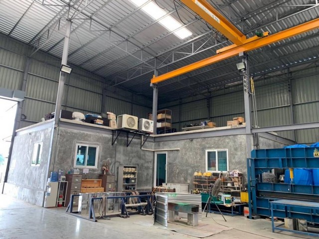 C2136 ขายโรงงานพร้อมสำนักงาน และบ้าน 3 ชั้น 2 ไร่  ถนนรังสิตนครนายก คลอง9