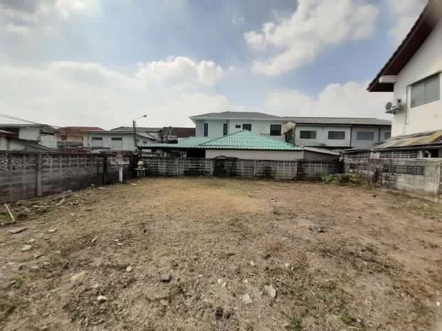 ขายที่ดินเปล่าถมแล้ว 106 ตรว.พหลโยธิน 48 เชื่อมต่อรถไฟฟ้าได้2สายเข้าออกได้ทั้งพหล48และรามอินทรา5