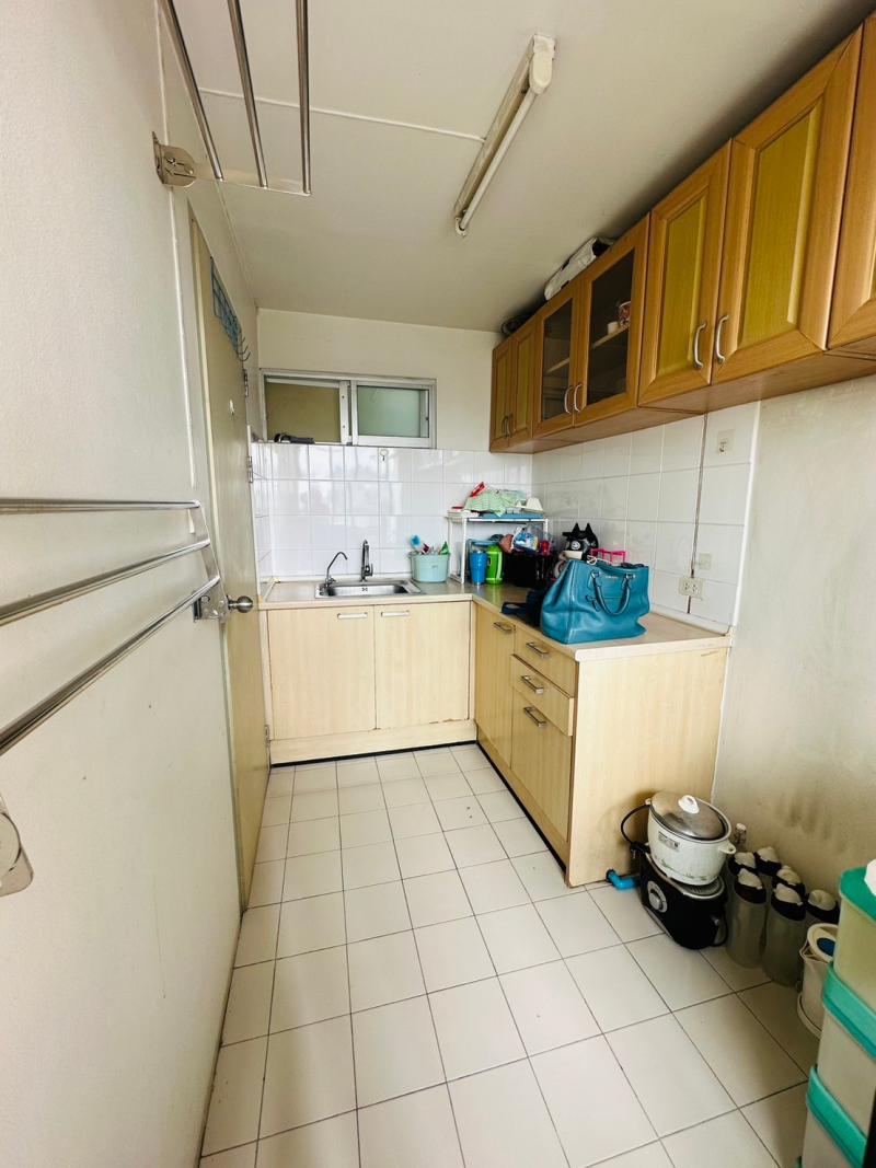 คอนโดลุมพินี เซ็นเตอร์ ลาดพร้าว 111 ห้องมุม แขวงคลองจั่น เขตบางกะปิ กรุงเทพ