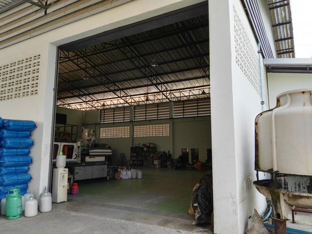 C3383 ขายโรงงานพลาสติก พร้อมใบรง. ถนนสุวินทวงศ์ ฉะเชิงเทรา